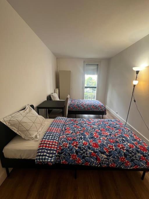 Single Bed In A 2 Bed Near Paris * Argenteuil